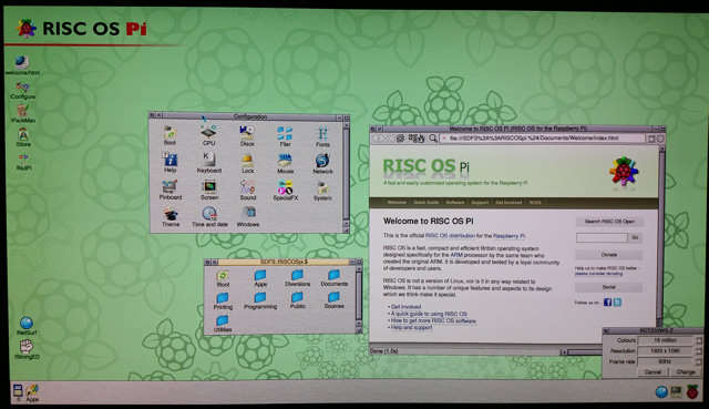 RISC OSのデスクトップ画面